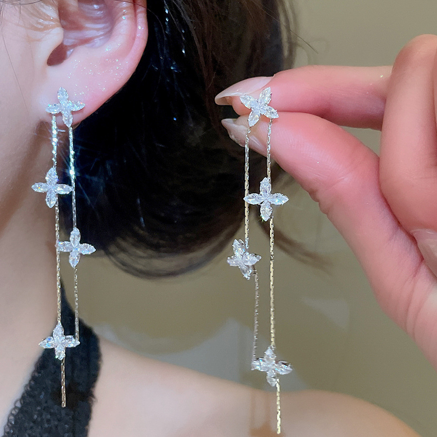 18K real gold plated silver needle zircon flower exquisite elegant niche earrings, light luxury and high-end feel, women's earrings - view 5