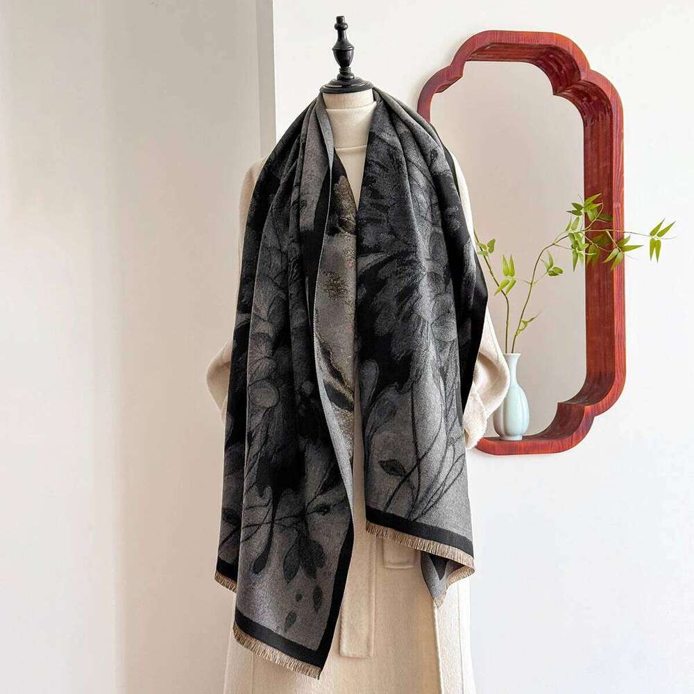 Luxury Winter Women's Imitation Cashmere Shawl Flower Butterfly Jacquard Scarf Two-Sided Pashmina for Daily Commute Z260226