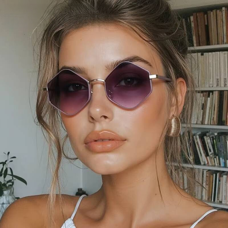 Small Steampunk Hexagon Sunglasses Women 2025 Luxury Brand Polygon Irregular Punk Sun Glasses Lady Metal Frame Eyewear ddmythur