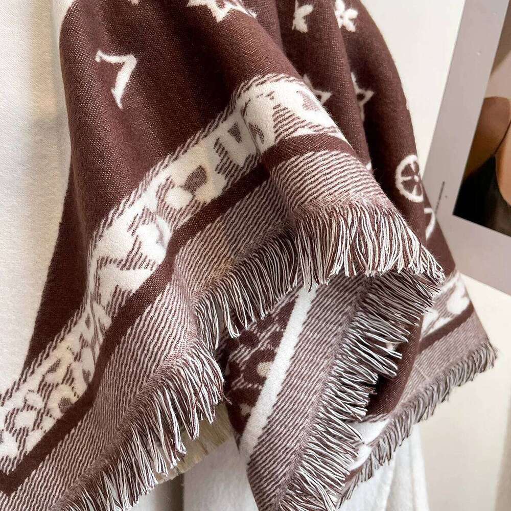 Thick Shawl Wrap Head Scarf for Women Luxury Winter Warm Cashmere Neckerchief Bandana Fashion Print Poncho Pashmina Bufanda 2023 Z260226