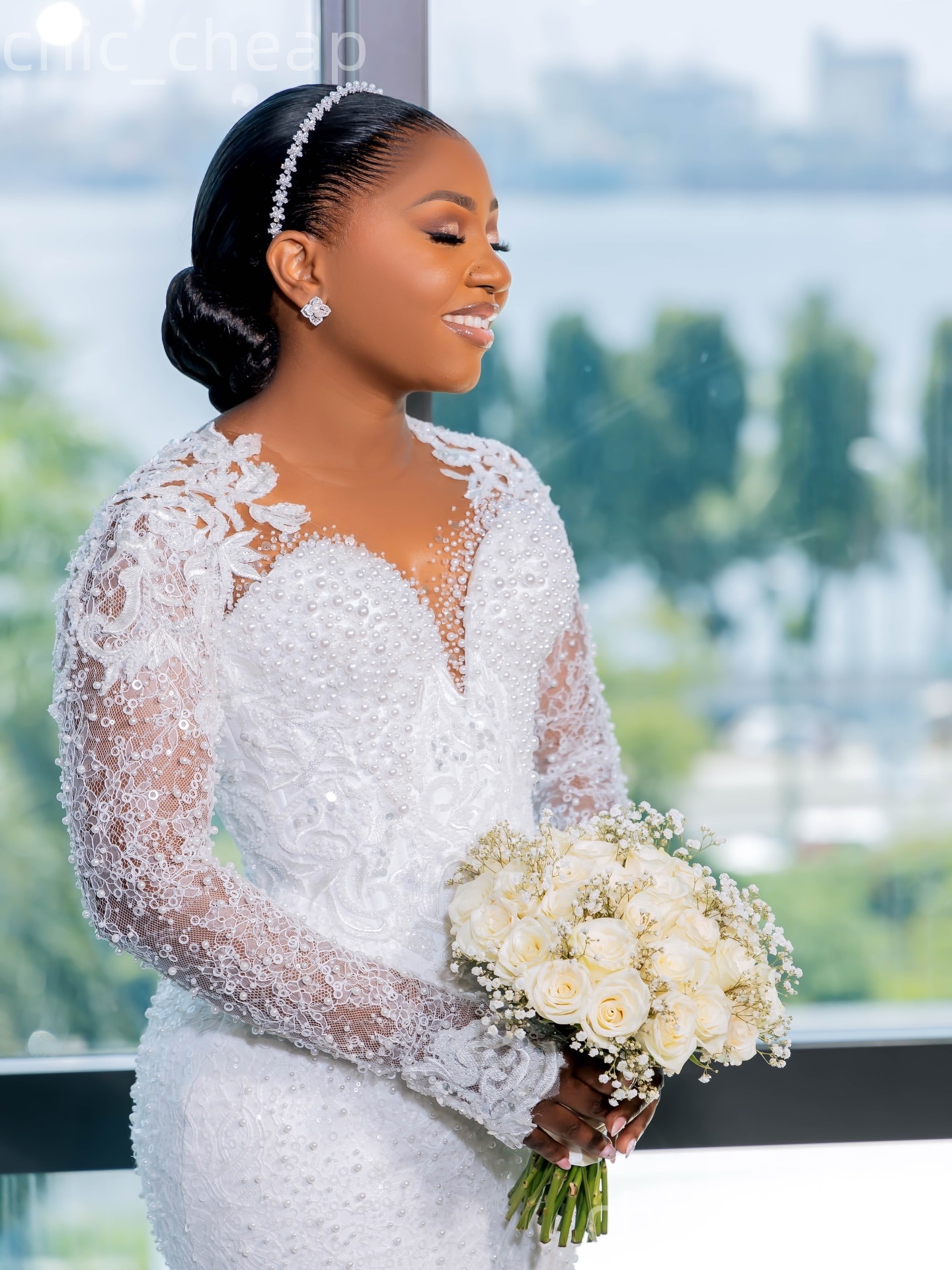 African Aso Ebi 2026 Ivory Mermaid Wedding Dress Pearls Lace Sheer Neck Full Sleeves Sequined Vintage Charming Bridal Gowns Dresses ZJ0277