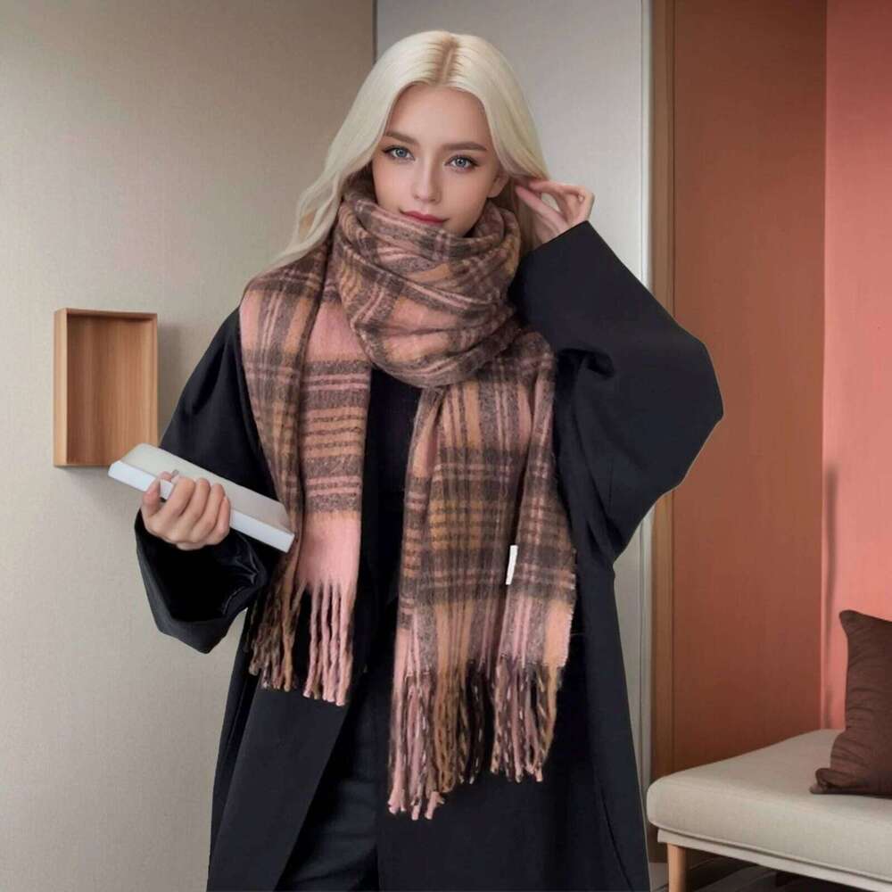 Caramelized Plush Cozy Thermal Scarf Thick Vintage Classic Tartan Shawl Wrap for Autumn Winter 2025 Trends Z260226
