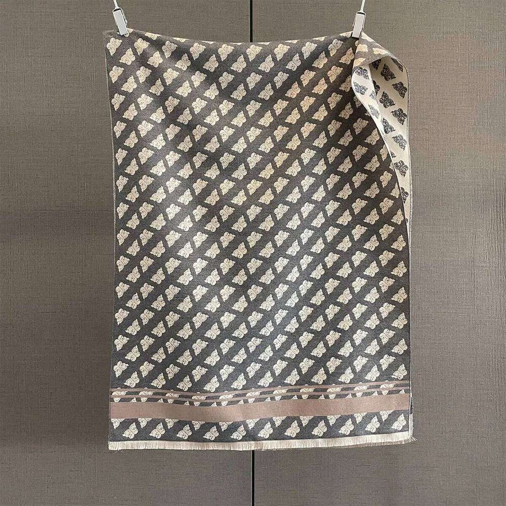 Autumn Winter New Vintage Fashion Versatile Cashmere Thickened Warm Scarf Windproof Shawl Women Luxury High-Quality Wrap Z260226