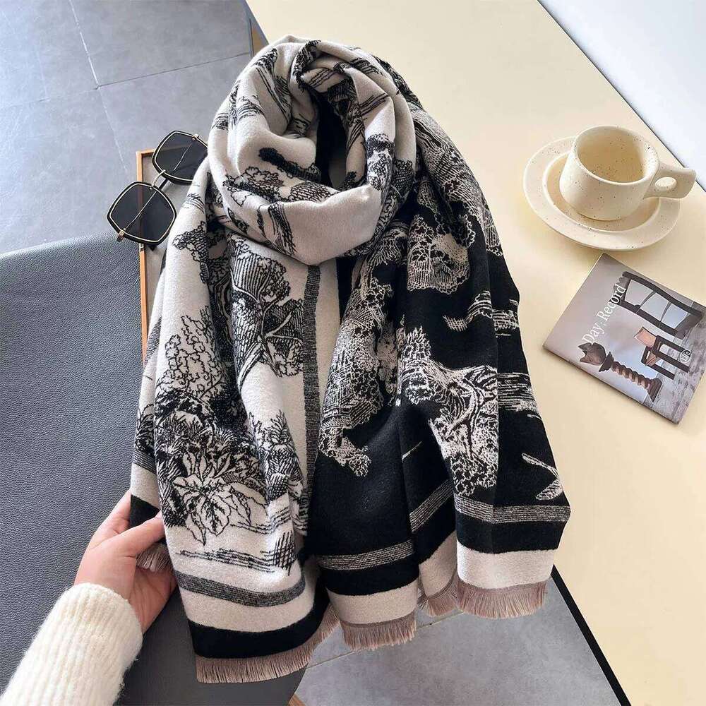 New Luxury Women Two-Sided Print Soft Warm Pashmina Fashion Shawl Winter Scarves Coldproof Windproof Blanket Scarf Echarpe Z260226