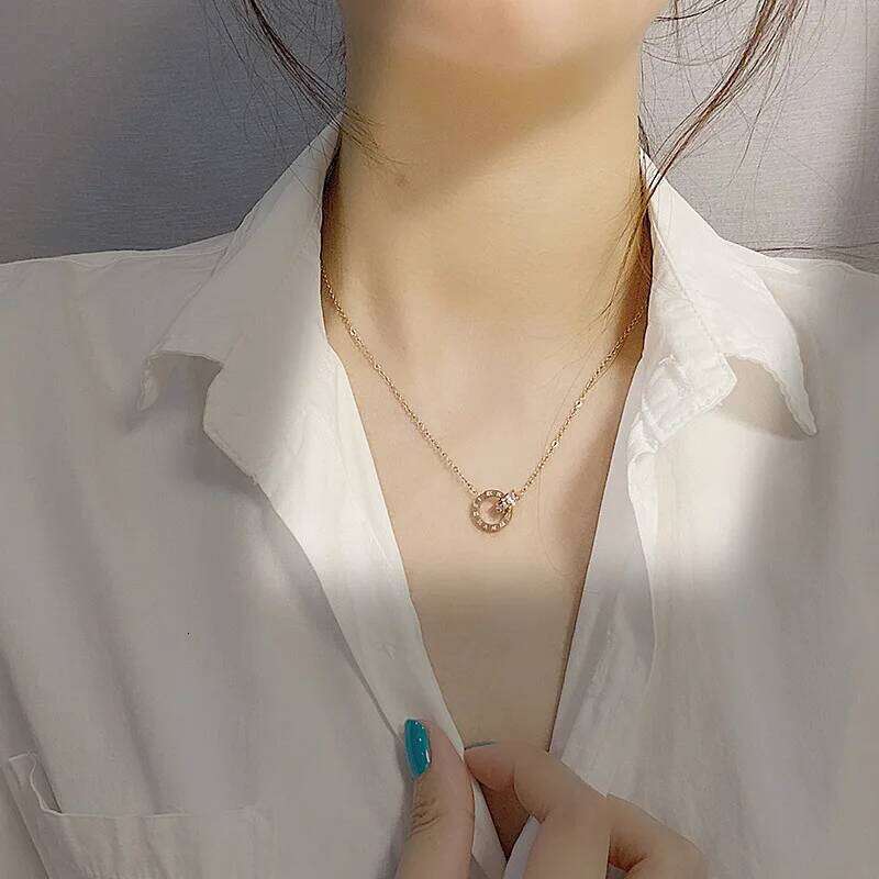 Luxury Elegant Crystal Circle Choker Fashion Roman Digital Stainless Steel Pendant Necklaces For Women Jewelry