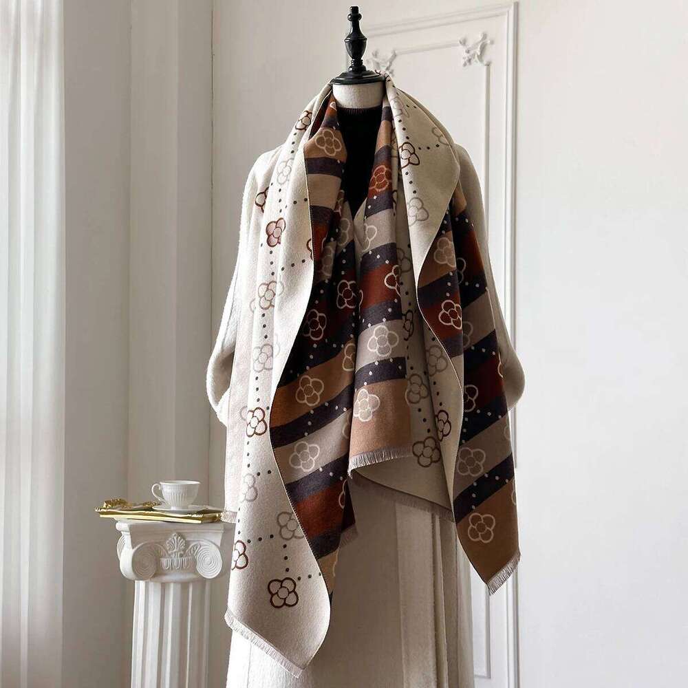 Women's Winter Versatile Trendy High-end Feel Faux Sheepskin Office Air Conditioner Scarf Thickened Warm Neck Warmer Z260226