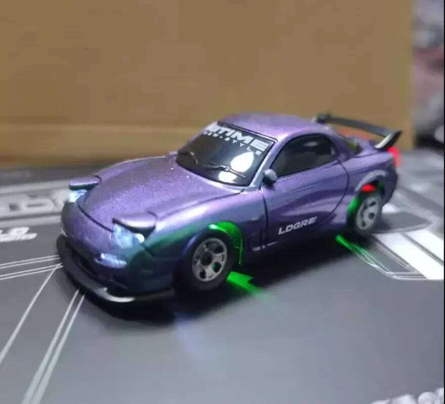 New 1:64 Mini Desktop Simulation Rc High-Speed Car 2.4g Pocket Four-Wheel Drive Drift Remote Control Toy Boy Gift H260227