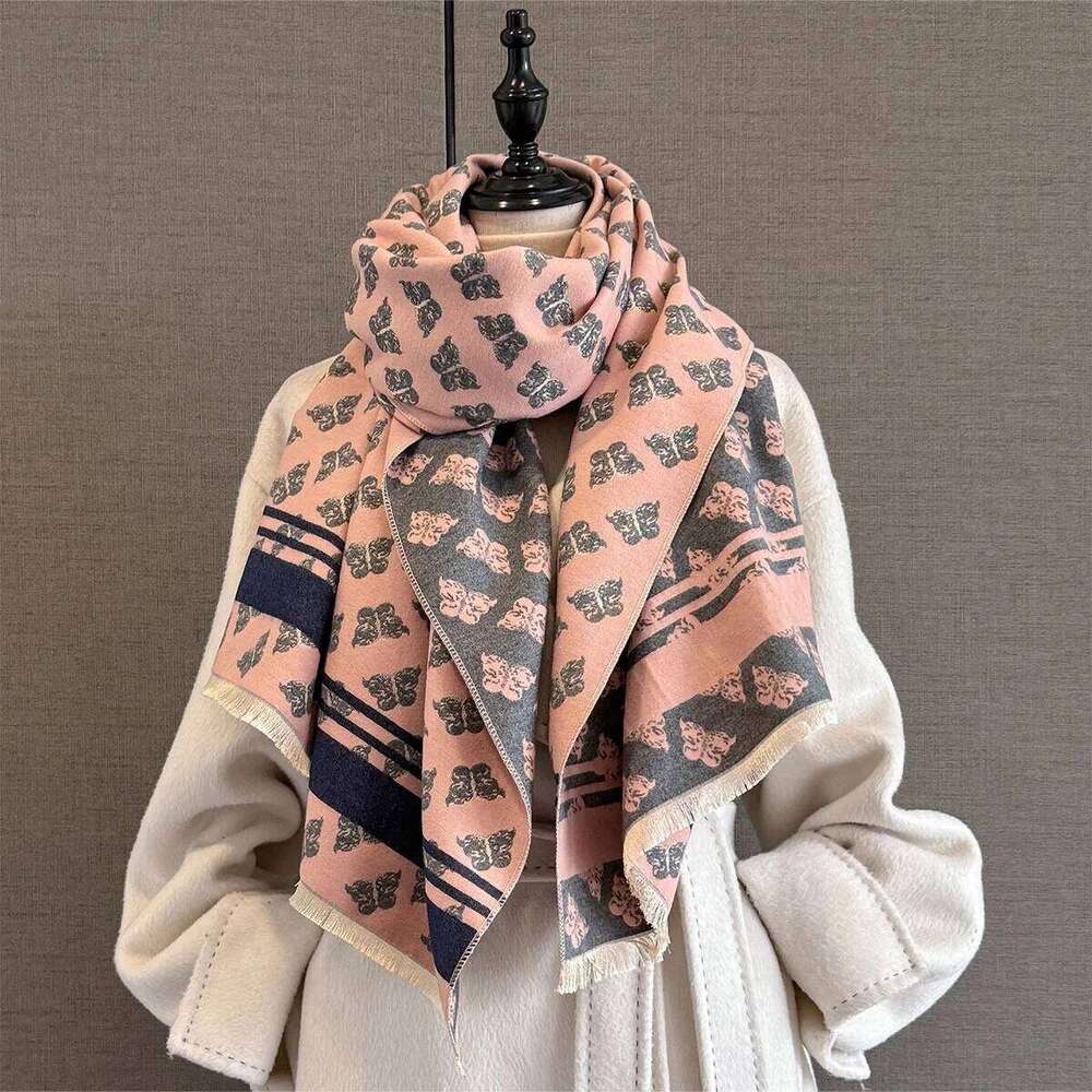 Autumn Winter New Vintage Fashion Versatile Cashmere Thickened Warm Scarf Windproof Shawl Women Luxury High-Quality Wrap Z260226
