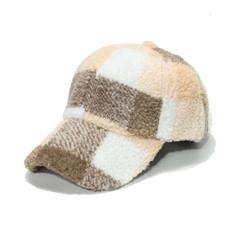 New Winter Woman Lamb Wool Plaid Thick Keep Warm Baseball Men Causal Retro Snapback Hat Rear Adjustable Soft Hip-Hop Cap Z260226