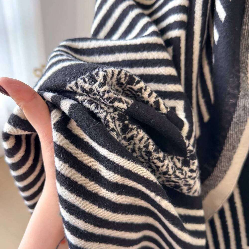 New Luxury Women's Winter Warmer Two-Sided Geometry Imitation Pashmina Scarf - Female Thick Blanket Wraps Shawls Foulard Z260226