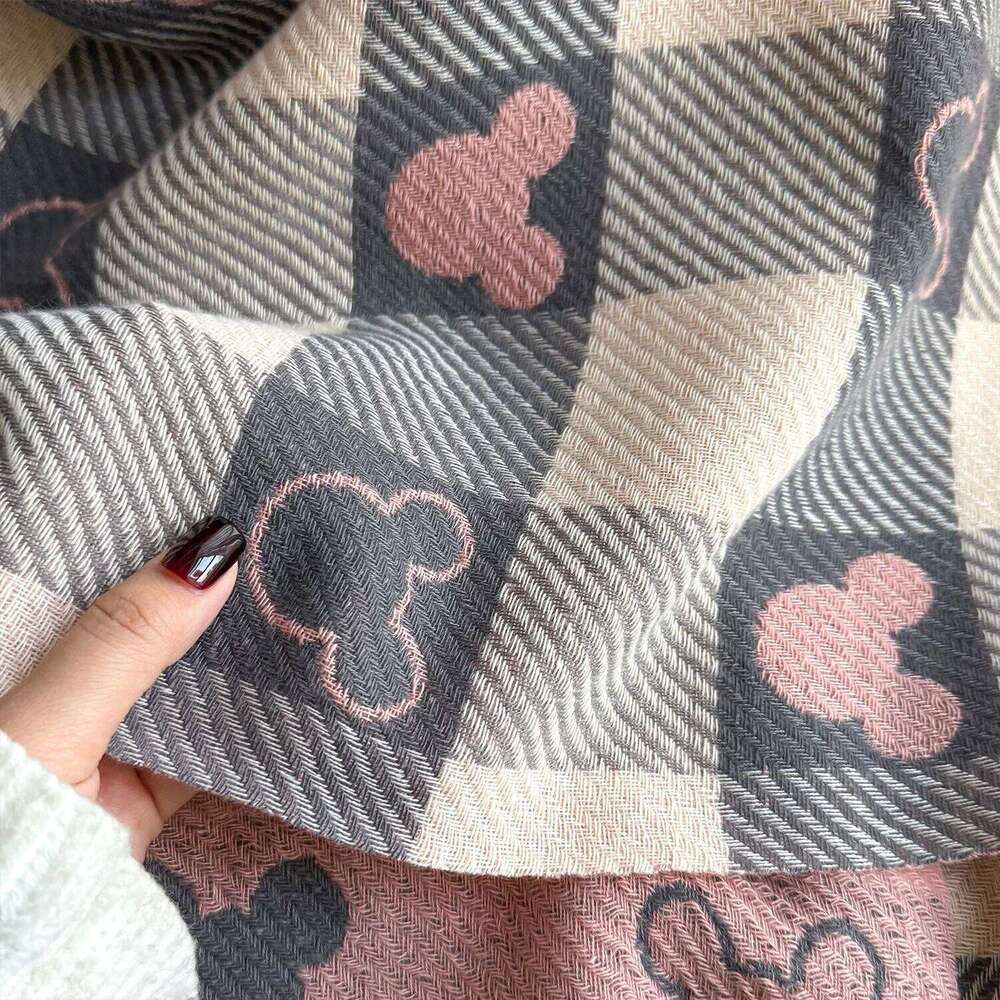 New Luxury Winter Thick Warm Scarf Women Cashmere Shawl and Wraps Pashmina Neckerchief Bufanda Female Long Tessel Echarpe Z260226