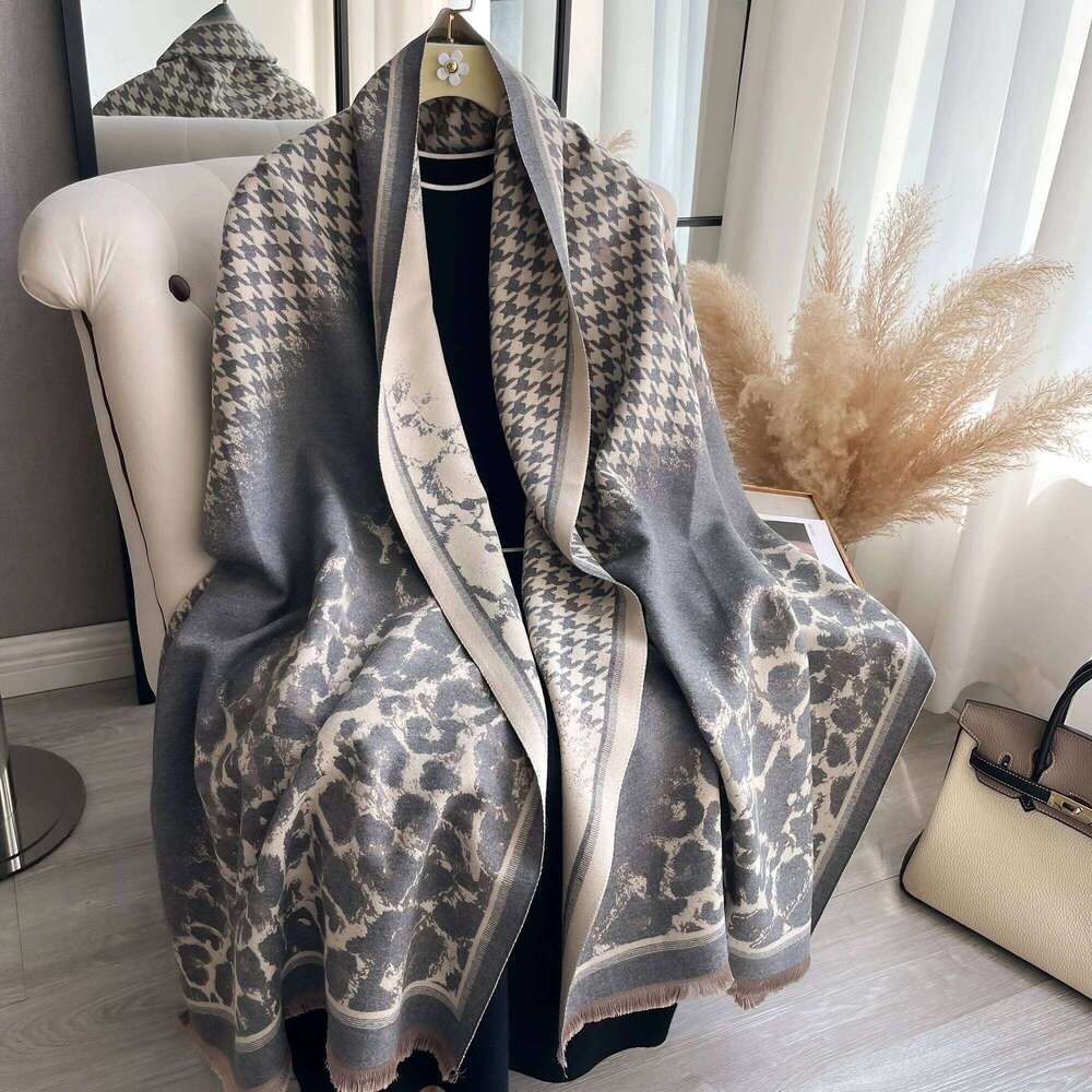 2025 Luxury Leopard Print Scarf for Women Warmer Winter Cashmere Pashmina Scarves Shawls Female Thick Blanket Wraps Foulard Z260226