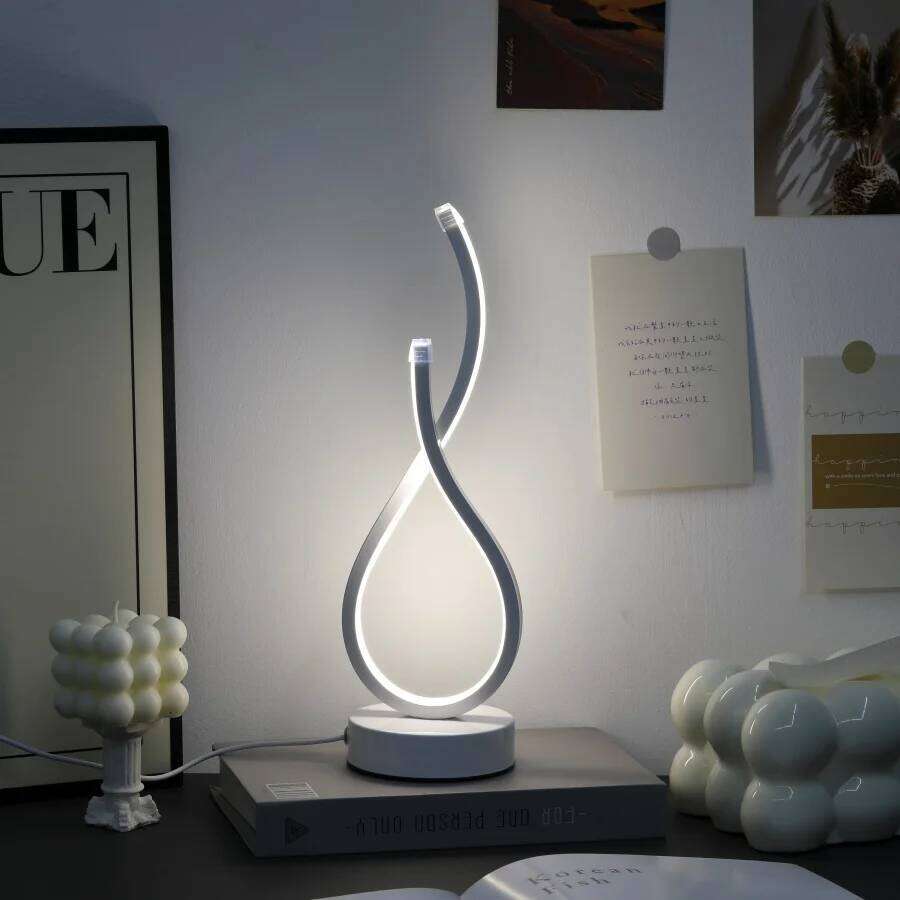 1PC Creative Modern Elegant White LOVE Gesture Desktop Lamp, USB Power Supply - Three-color Lighting, Suitable for Various Occas Z260227