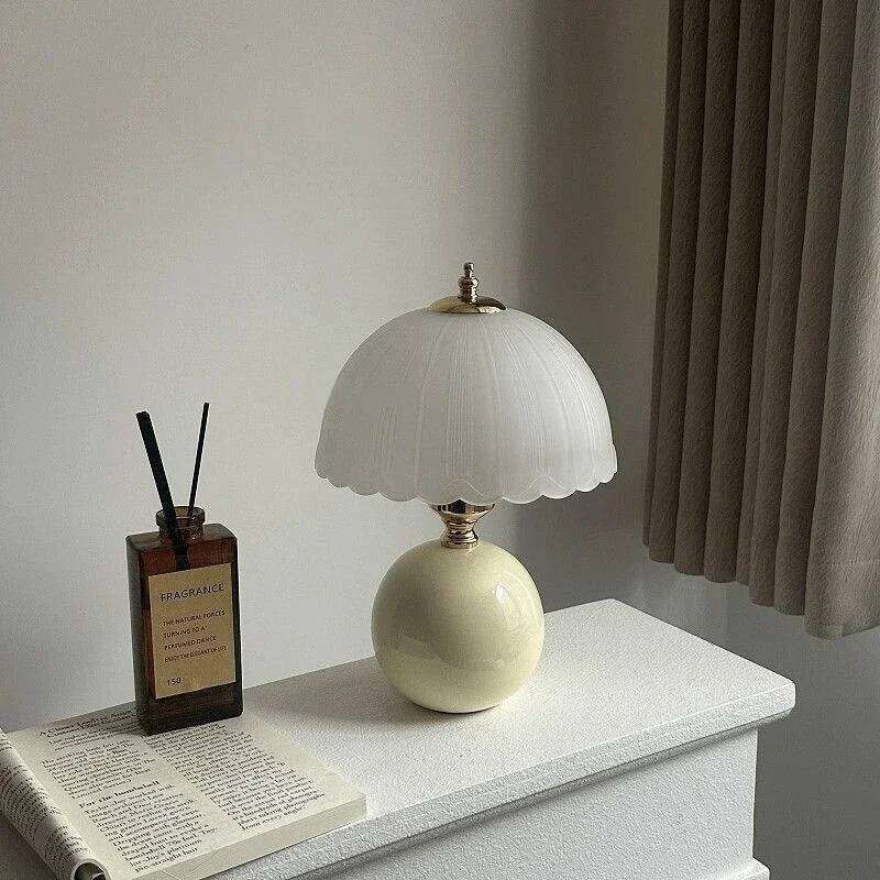 Classic Modern Art Bedroom Bedside Decorative Table Lamp Flower Bud Desk Lamps Night Light Z260227
