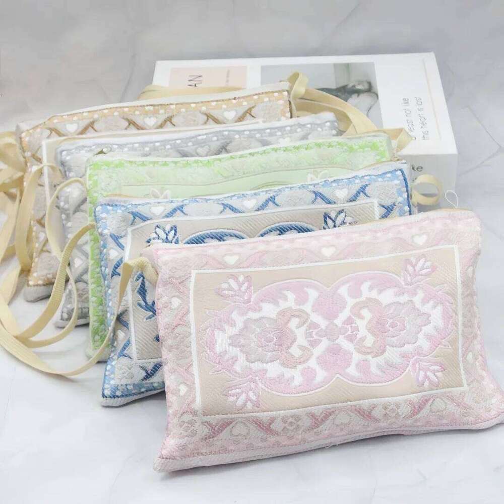 Rug With Prayer Beads and Portable Bag Muslim Gift Islamic Soft Mat Gifts Set Turkish Carpet For Ramadan Eid Hajj H260226