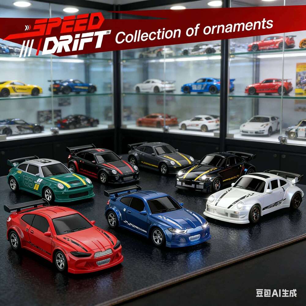 New 4WD 2.4GHZ RC Simulation Mini Drift Palm Racing Model Desk Toys 1/64 Scale Remote Control Car Gift for Children Boys. H260227