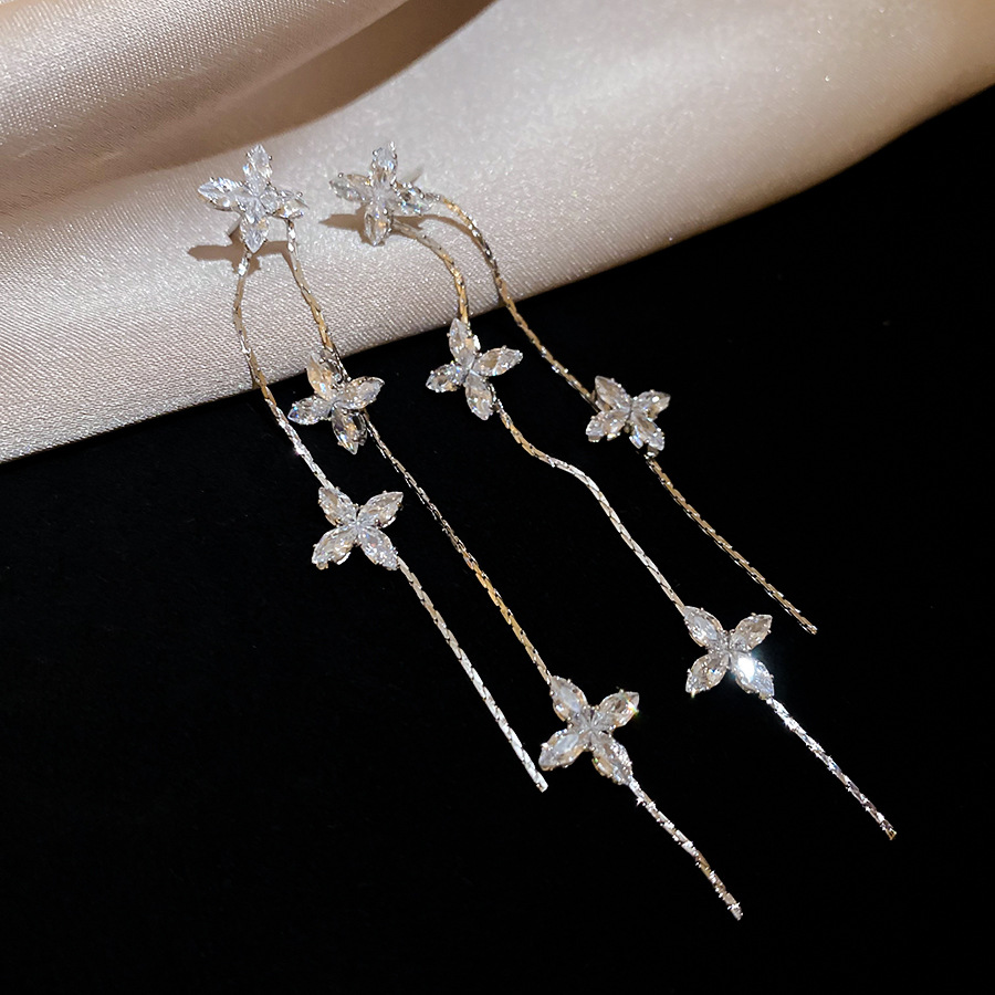 18K real gold plated silver needle zircon flower exquisite elegant niche earrings, light luxury and high-end feel, women's earrings - view 7