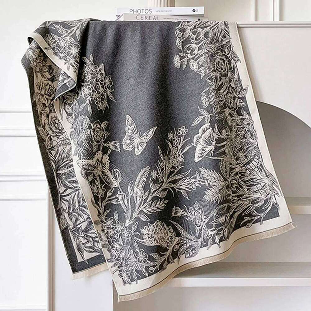 New French Retro Butterfly Premium Imitation Cashmere Scarf Women's Autumn and Winter Thickened Outer Warm Office Shawl Z260226