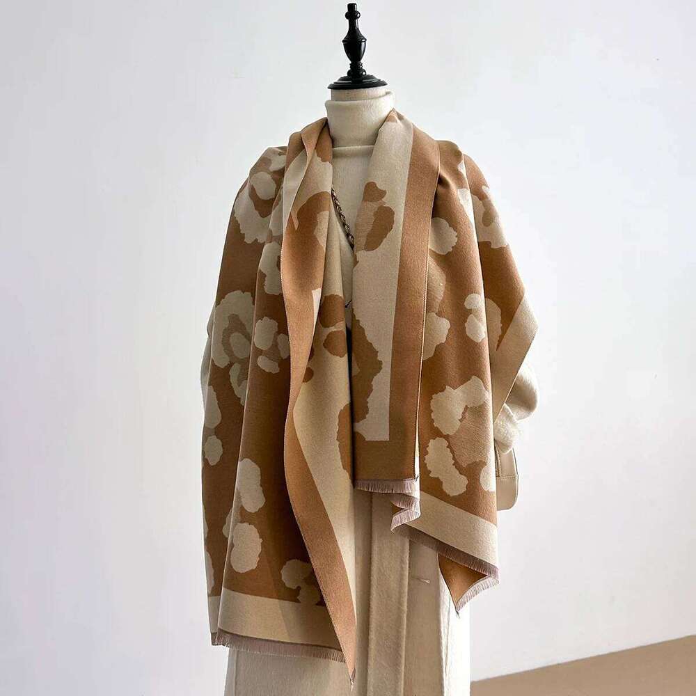 Luxury Winter Scarf Women Faux Cashmere Warm Leopard Print Pashmina Brand Foulard Female Shawls Wraps Thick Soft Bufanda 2025 Z260226