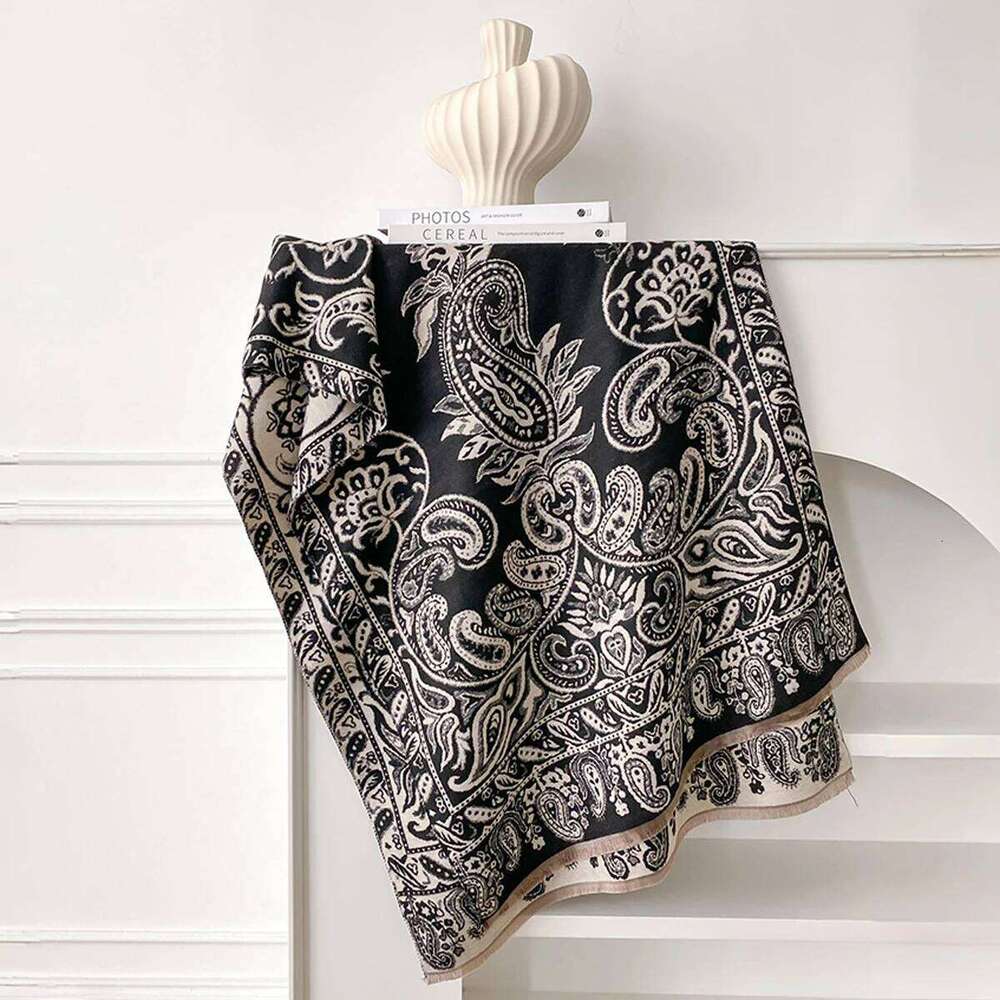 New Retro Style Women's Winter Warm Cashmere Scarf Double Sided Castle Print Pashmina Shawl, Blanket Poncho Foulard Z260226