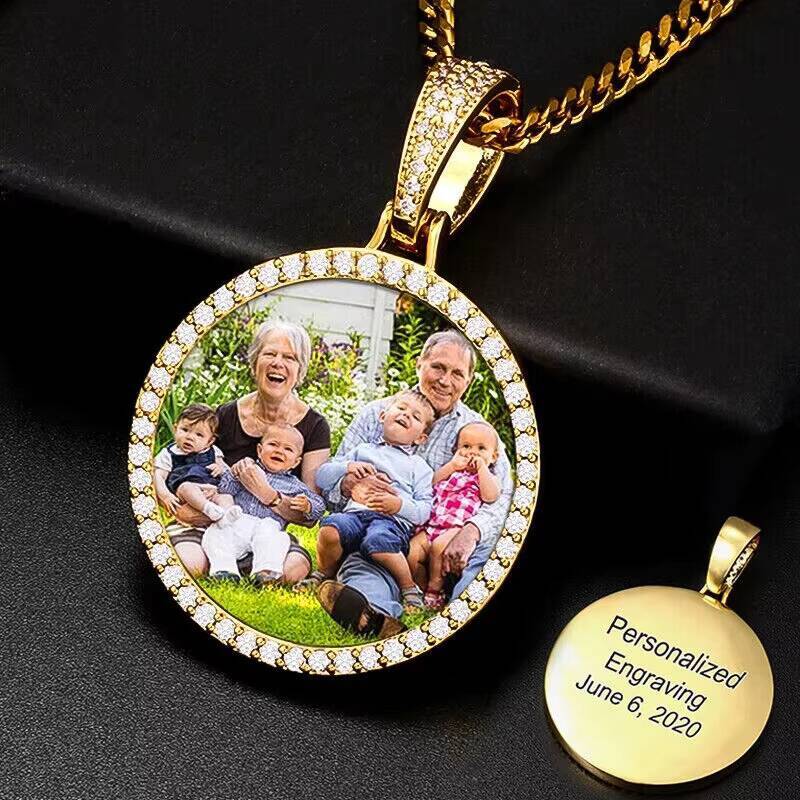 Memory Medallion Pendant with Silver Jewelry 18k Plated Gold Iced Out Circle Picture Custom Photo Pendant Pass Diamond Tester