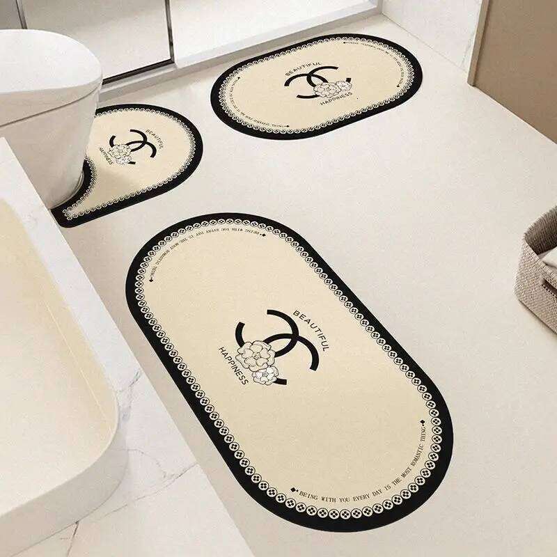 VIKAMA Luxury Bath Mat - Beige/Black Floral, Non-Slip, Super Absorbent with "BEAUTIFUL" Print for Master/Guest Bathroom H260226