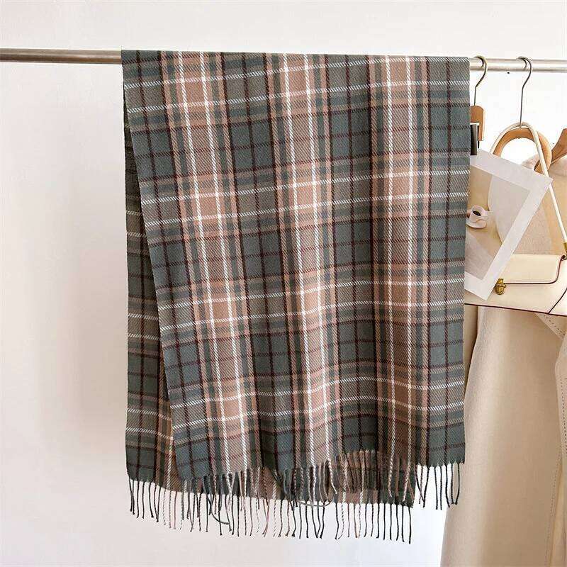 New Fashion Cashmere Scarf Warm Winter for Women Wraps Shawls Neckerchief Pashmina Foulard Blanket Stripe Z260226