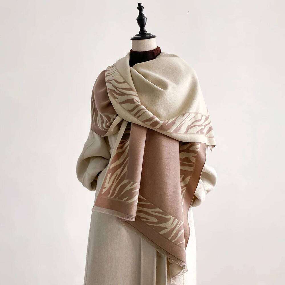 Luxury Brands New Streak Two-Sided Scarves Cashmere Soft Warm Fringe Pashmina Shawl Winter Coldproof Windproof Blanket Scarf Z260226
