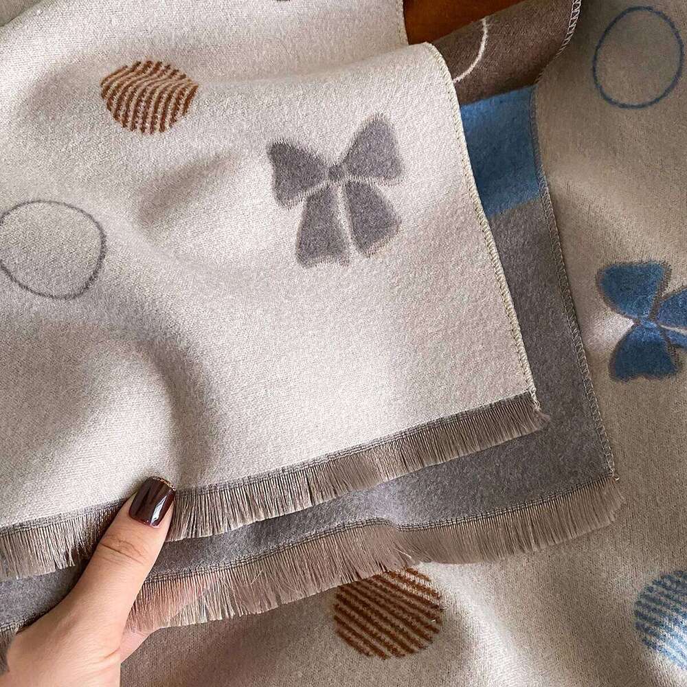 New Brand Elegance Bow Print Scarf Soft Warm Fringe Pashmina Shawl Autumn and Winter Outdoor Coldproof Windproof Blanket 2025 Z260226