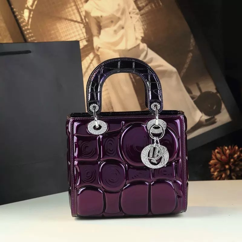 Vintage Genuine Leather European and American Cross-Border Fashion Handbag Princess Diana Style Women's 2025 New High-End Export Single Shoulder 