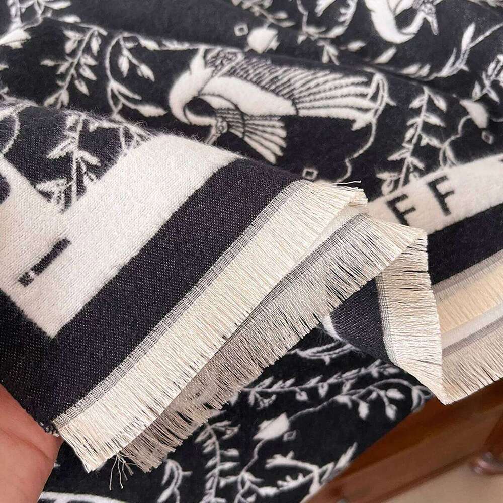 New Women Fashion Brand lotus Scarf Luxury Autumn Winter Warm Double-sided Shawls Jacquard Scarve Pashmina Mujer Foulard Bufanda Z260226