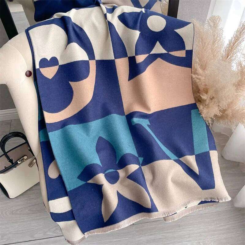 2026 New Ladies Autumn Floral Scarf Women Winter Warm Cashmere Scarves Girls Sweet Soft Pashmina Shawl Outdoor Sun Shawls Z260226