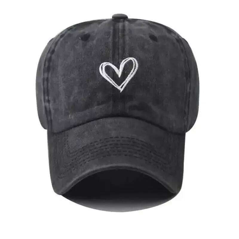 New Outdoor Fashion Sport Baseball Caps For Women Love Heart Embroidery Cap Female Washed Cotton Dad Hat Z260226