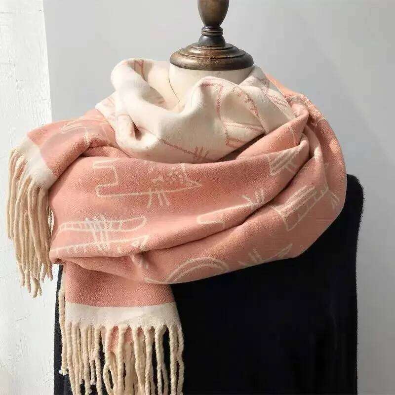 In 2024 Winter Female's New Fashion Thick Scarves Outdoor Double Sided Solid Color Bottom Cat Print Pashmina Shawl with Tessles Z260226
