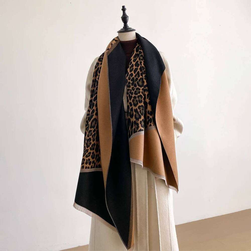Elegant Jacquard Leopard Design Scarves Imitation Cashmere Soft Warm Fringe Shawl Winter Coldproof Windproof Blanket Scarf Z260226