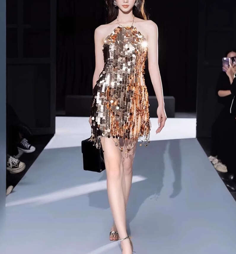 A1 2026 spring/summer new women's niche social celebrity sexy backless collar sequin party mini skirt