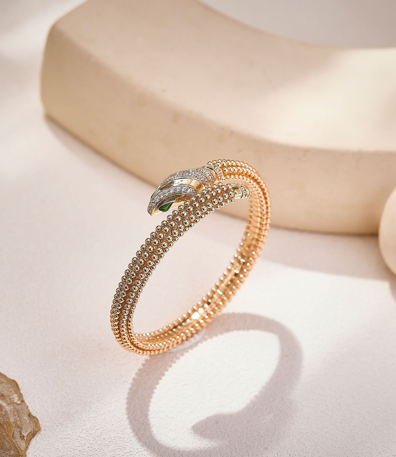 Bracelet New Beaded Bracelet, Gold-Plated Bracelet, Elastic Open Design Bracelet, Vintage Style Bracelet, Unisex Green-Eyed Snake Bracelet