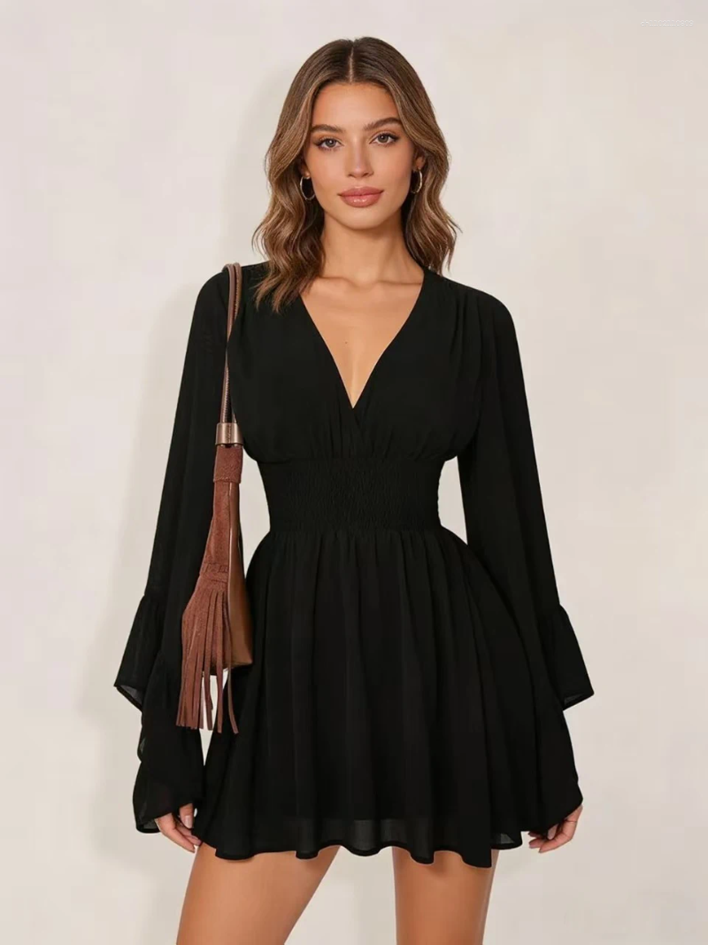 Casual Dresses Elegant Solid Color Trumpet Sleeve V-neck Waist Dress Sexy And Fashion Women's Skirt