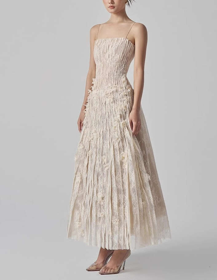 2026 niche socialite elegant and sexy strapless pleated lace 3D flower fairy like summer a2 long dress