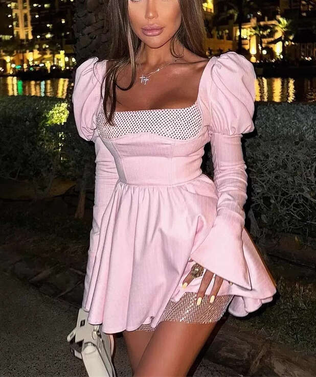 2026 autumn and winter a2 European and American niche heavy-duty rhinestone square neck bubble sleeve waist fluffy dress