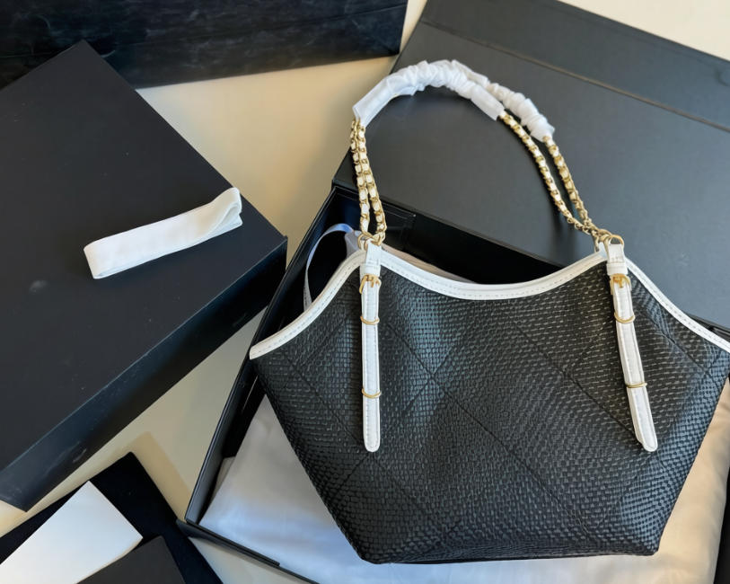 Luxury Designer Woven Straw Hobo Women Summer Beach Tote Chain Shoulder Crossbody Bag Fashion Half Moon Shape Handbag