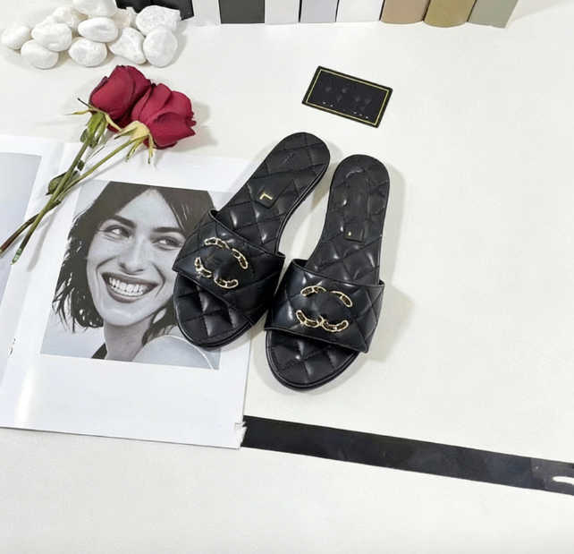 Outerwear Style Beach One-piece Flip-flop Women's 2026 Summer New Style Casual Home Use Flat-bottomed Slippers T260228