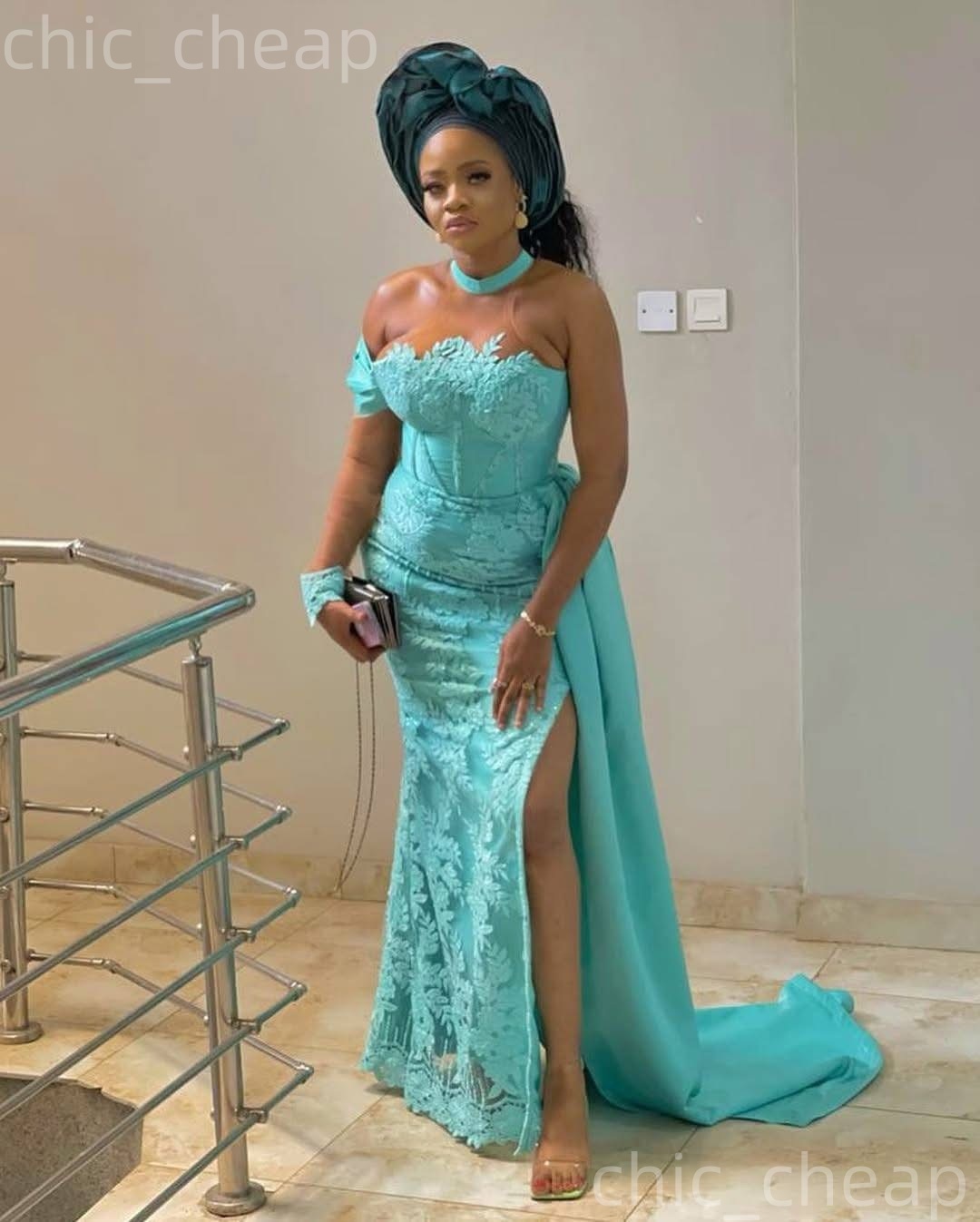 2026 Plus Size Sky Blue Mermaid Mother Of Bride Dresses Lace Sheer Neck Vintage Evening Party Mama's Dress 50's Birthday Wedding Guest Groom