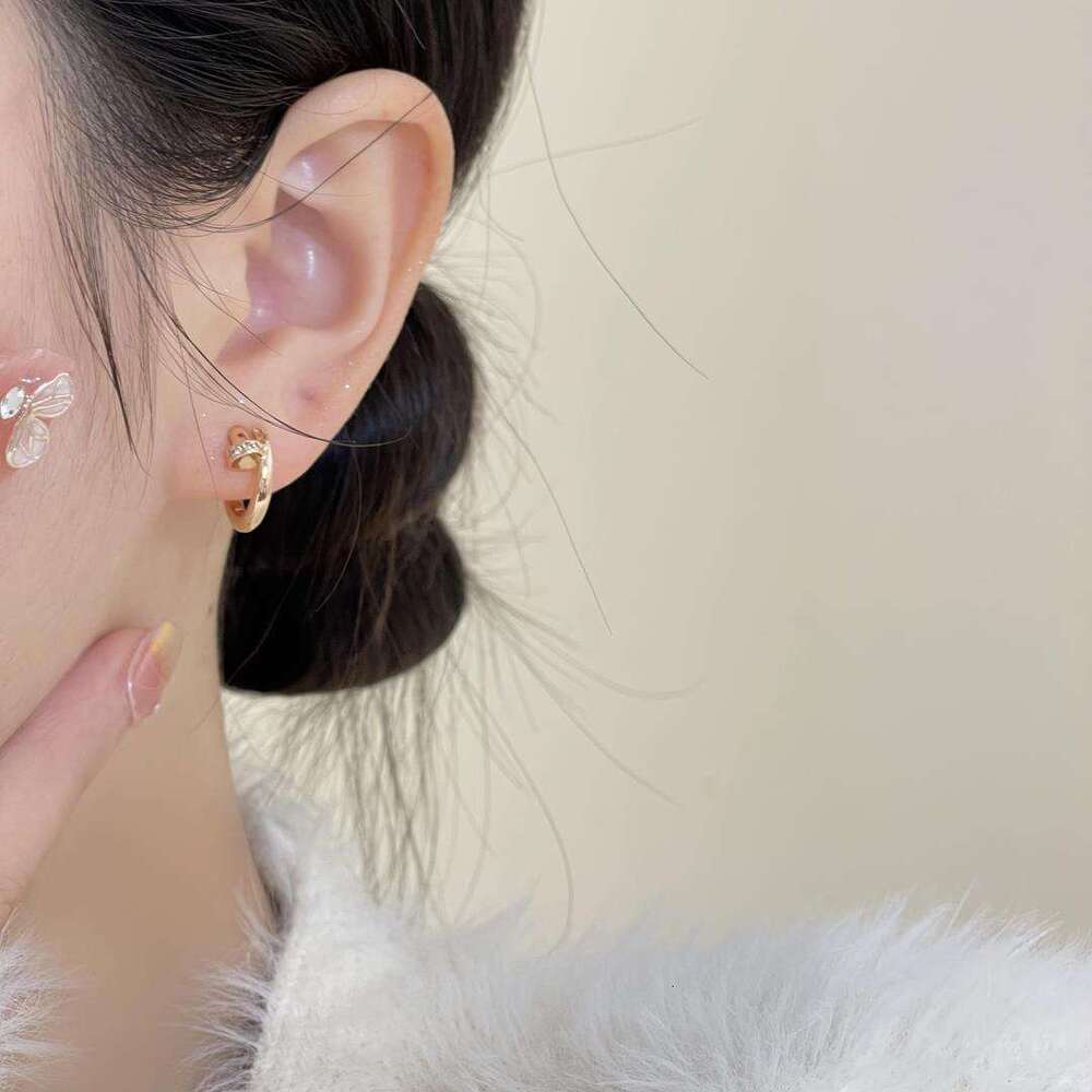 Earrings For Women Minimalist Polished Style Jewelry Sparkling CZ Inlaid Huggie Earrings for Office Wear Womens Jewelry
