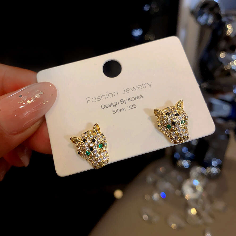 Green-Eyed Leopard Design Zirconia Earrings Sterling Silver Stud Earrings Fashionable Women's Holiday Gift