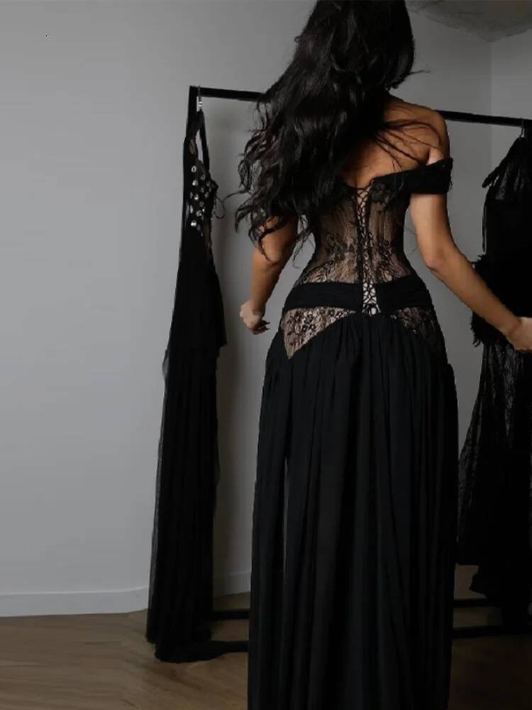 Elegant Lace Patchwork Slit Strapless Dress Sexy Off-shoulder High Waist Long Skirt New Trendy Party Y2k Robe Gothic Style Gown dongdumaoyi