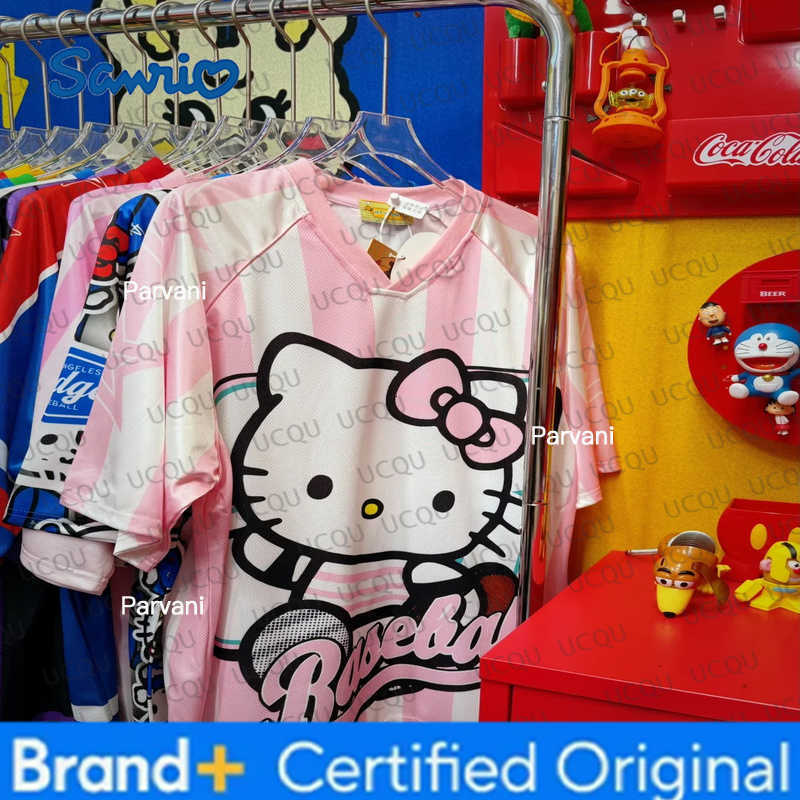 Sanrio Hello Kitty Tshirt Cartoon Sportswear Women Men V-neck Loose Casual Lightweight Breathable Streetwear Cosplay Clothing H260228