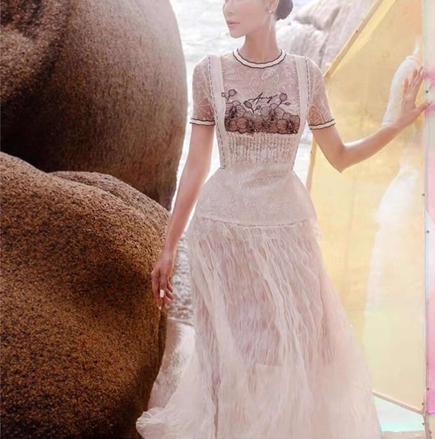 a2 2026 spring/summer new niche design goddess elegant temperament mesh embroidery waistband top long skirt set