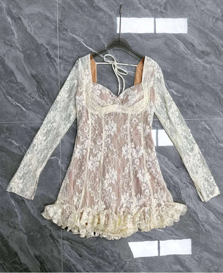 2026 Spring/Summer New Collection: Niche Sexy Low cut Square Neck Lace Petite Social Celebrity Date Skirt a2 A-line Mini Skirt