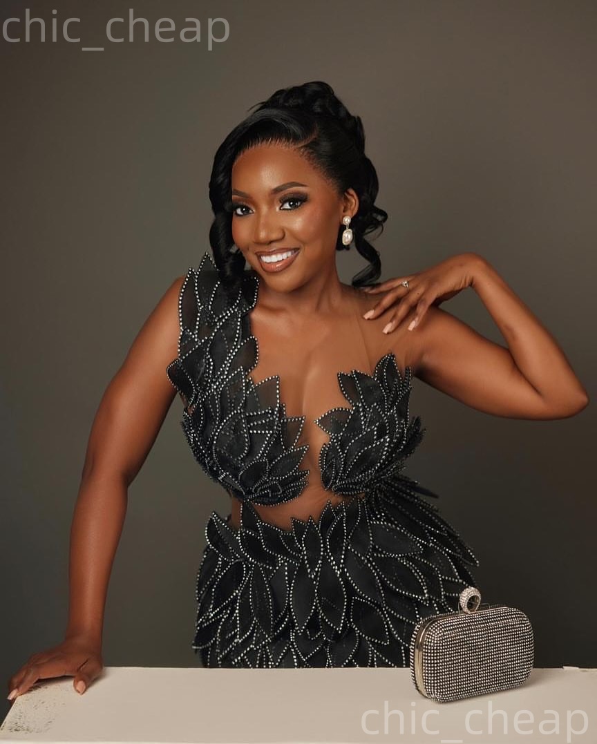 2026 Black Sheath Cocktail Dress Sheer Neck Florals Crystals Short Mini Graduation Homecoming Dresses For Special Occasions Sweetheart Gowns ZJ066